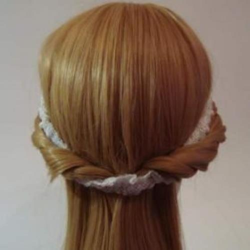 Греческая прическа с распущенными волосами. Кому идут причёски в греческом стиле?