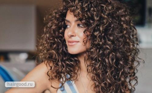 Горизонтальная хим завивка. Вертикальная завивка волос (спиральная) на короткую, длинную и среднюю длинну: как сделать в домашних условиях, технология процедуры в салоне, стоимость, отзывы, фото до и после 13 Горизонтальная хим завивка. Вертикальная завивка волос (спиральная) на короткую, длинную и среднюю длинну: как сделать в домашних условиях, технология процедуры в салоне, стоимость, отзывы, фото до и после 13