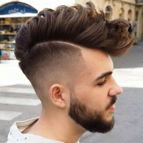 Волосы на бок у парней длинные. Кому подходят выбритые виски, а кому нет