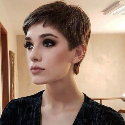 Короткие стрижки для тонких волос 2019. Короткие женские стрижки 2019-2019 года на тонкие волосы