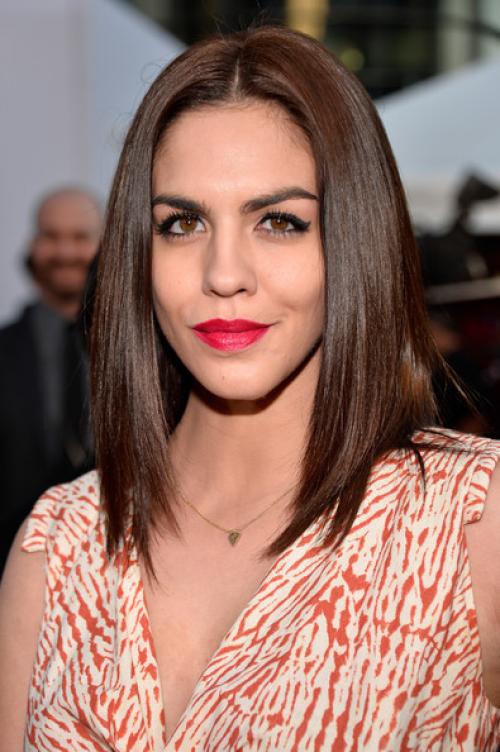 Черные волосы каре. Каре на темные волосы, фото