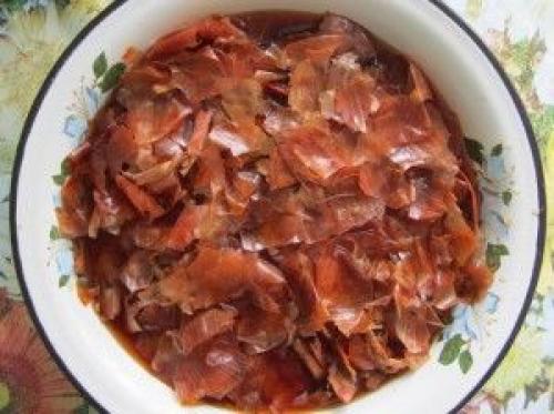 Как покрасить волосы в домашних условиях Луковой шелухой. Рецепты красок, масок для окрашивания и лечения шевелюры 02 Как покрасить волосы в домашних условиях Луковой шелухой. Рецепты красок, масок для окрашивания и лечения шевелюры 02