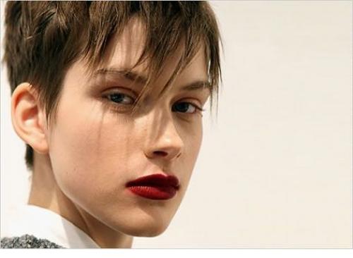 Короткая женская стрижка техника. Техника короткой стрижки для женщин за 50 в схемах и фото 02