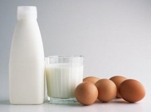 Маска для волос из кефира и яйца. Лучший микс для светлых прядей — маска для волос с кефиром и яйцом