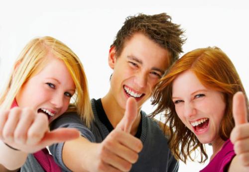 Почему выпадают волосы у подростков. Почему выпадают волосы на голове у подростков: как с этим бороться?