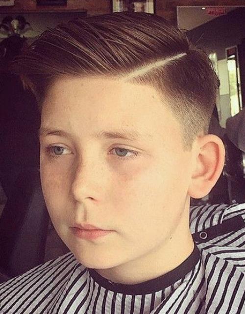 Схема стрижки мальчика машинкой. Стрижем мальчика машинкой: пошаговая инструкция 02