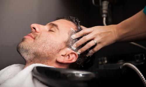 Для тонких и ослабленных волос и жирной кожи головы. Применение масок 12