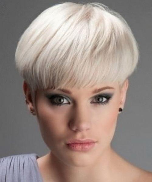 Какую сделать стрижку, чтобы не укладывать волосы. Стрижки без укладки – модно экономим время 10 Какую сделать стрижку, чтобы не укладывать волосы. Стрижки без укладки – модно экономим время 10