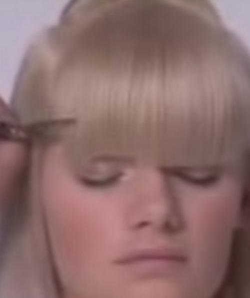 Плюсы и минусы стрижки каре. Плюсы и минусы боб-каре 30