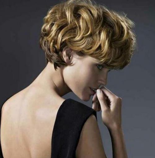 Короткие стрижки для овального лица и тонких волос. Короткие стрижки для овального лица