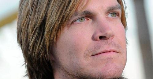 Жидкие волосы у мужчин. Стильные мужские прически для жидких и редких волос