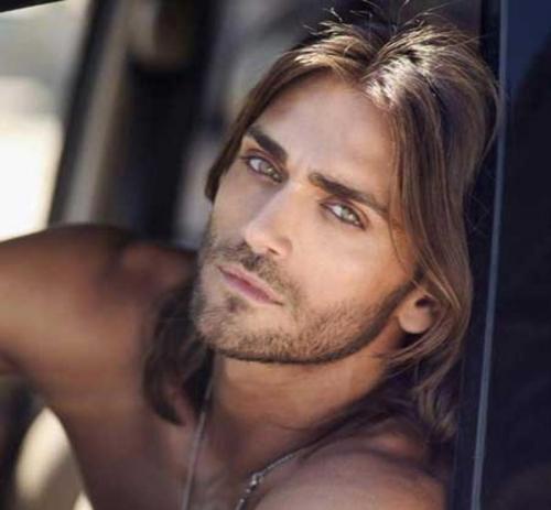 Кому идут длинные волосы мужчине. Что нового в стильных мужских образах