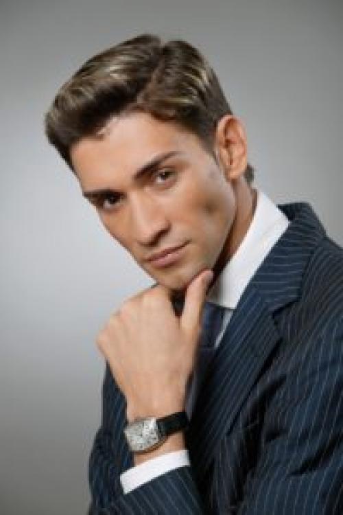 Как укладывать длинные волосы мужчине. Выбор подходящей формы и стиля