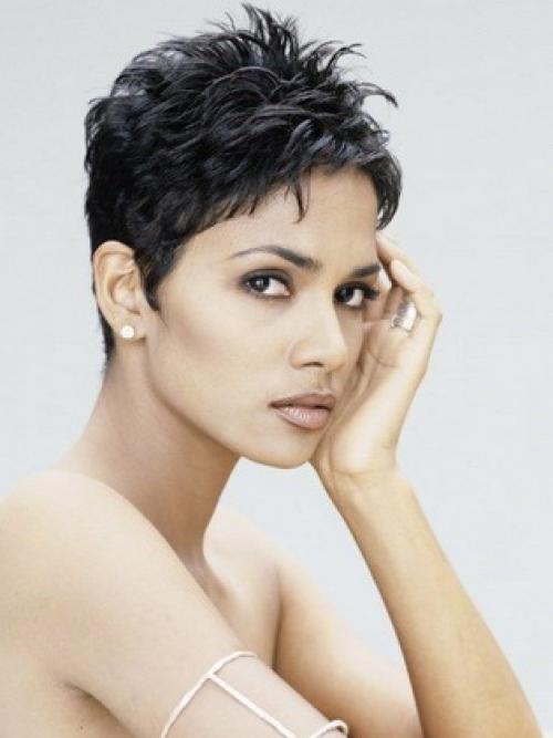 Как уложить прическу ежик. Стрижка с «ежиком» на макушке для девушек