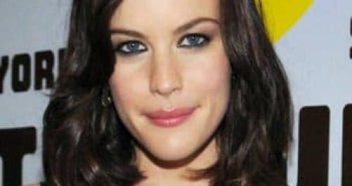 Стрижка, чтобы волосы не укладывать.