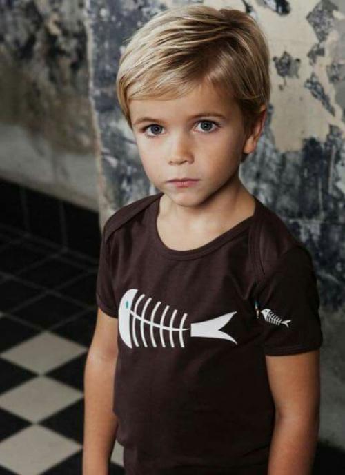 Стрижка ирокез для мальчика. Средняя стрижка для маленьких мальчиков