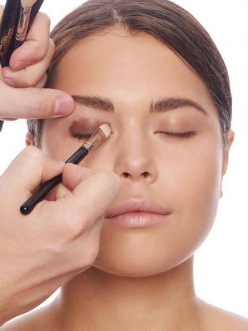 Как самостоятельно сделать макияж на свадьбу. Глаза