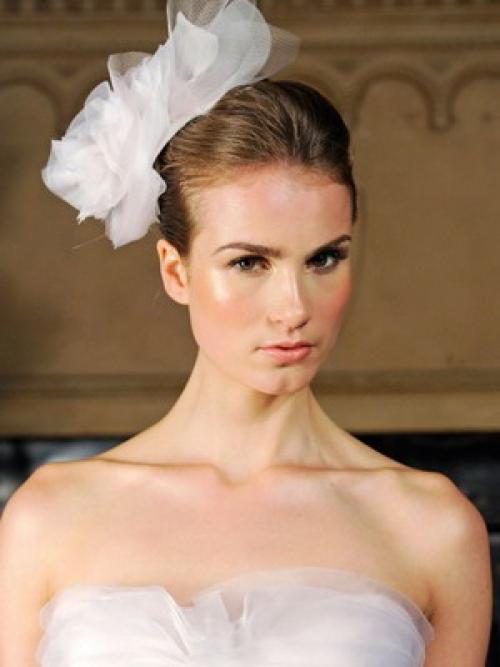 Как самостоятельно сделать макияж. Уроки макияжа для начинающих 18 Как самостоятельно сделать макияж. Уроки макияжа для начинающих 18