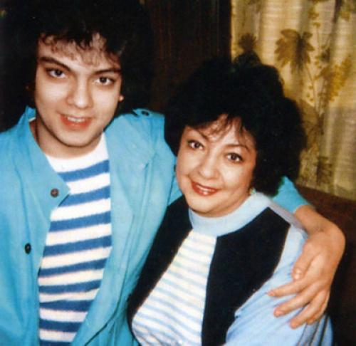 Сколько лет киркорову и пугачевой. 1980-е. Начало карьеры 08 Сколько лет киркорову и пугачевой. 1980-е. Начало карьеры 08