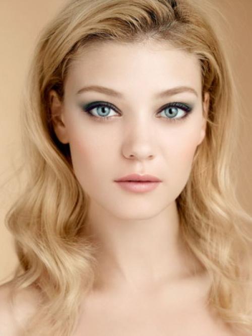 Как самостоятельно сделать макияж. Уроки макияжа для начинающих 13 Как самостоятельно сделать макияж. Уроки макияжа для начинающих 13