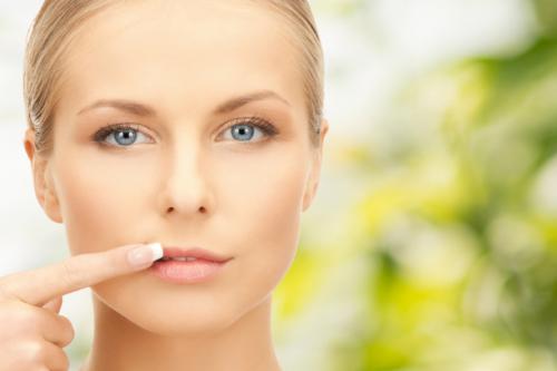 Миндальное масло для тела. 10 способов применения миндального масла о которых вы не знали