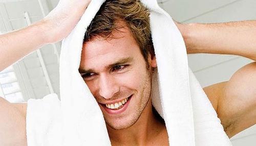 Слабые волосы у мужчин. Жесткие мужские волосы - советы по уходу, выбору стрижки, основные ошибки