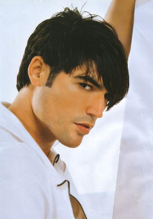 Как подстричь короткую челку мужчине. Как стричь мужскую челку