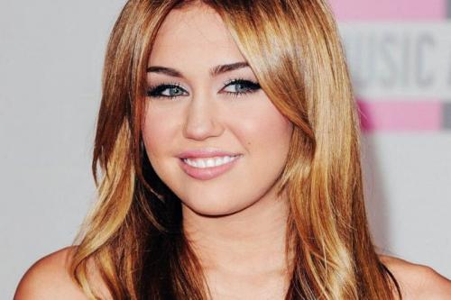 Стрижка каскад без челки. Основные преимущества каскада