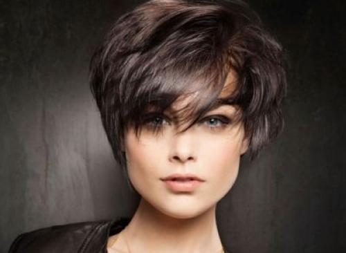 Женская короткая стрижка пошагово. Техника стрижки на короткие волосы (60 фото): варианты исполнения