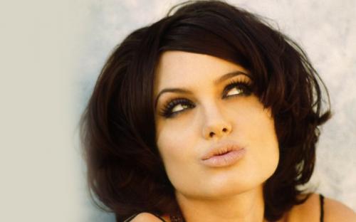 Креативные стрижки каре. Стрижка каре — 68 фото красивых и удобных вариантов на средние и короткие волосы