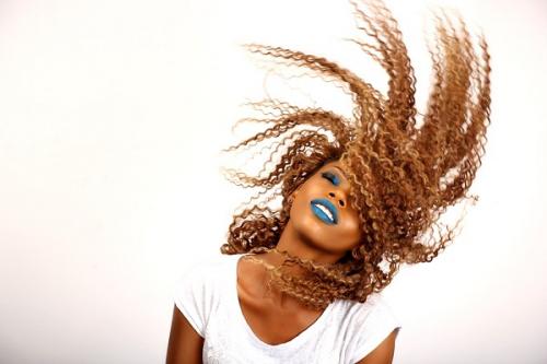 Газожидкостный ПИЛИНГ для волос. ГАЗОЖИДКОСТНЫЙ ПИЛИНГ КОЖИ ГОЛОВЫ: лечебный “душ” XXI века