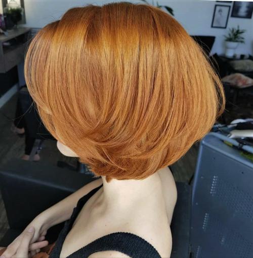 Градуированный каскадный боб. Боб-каскад - модная женская причёска, которая будет популярна и в 2020. Хотите знать почему?