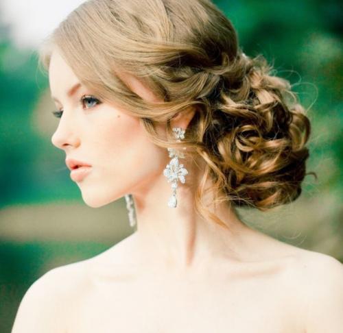 Сучасні зачіски на середнє волосся. Прически на средние волосы — подборка классических и ультрамодных вариантов (71 фото + видео)