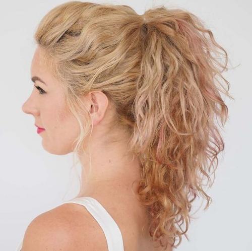 Укладка на кудрявые волосы. Прически для длинных кудрявых волос – тенденции 2019 года 23 Укладка на кудрявые волосы. Прически для длинных кудрявых волос – тенденции 2019 года 23