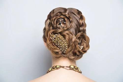 Прическа греческий пучок. Главные правила греческих причесок 05