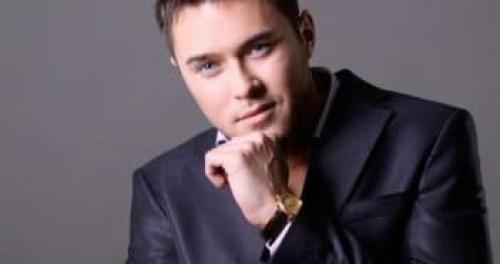 Стрижки короткий ирокез мужские. Как делать стрижку Классический ирокез мужчине