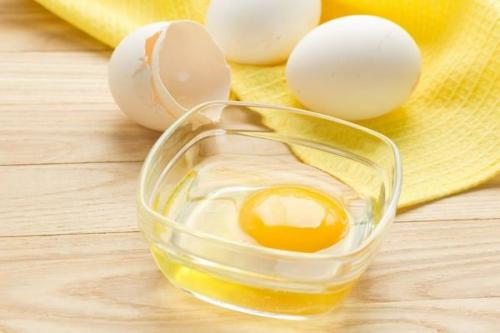 Маска для волос в домашних условиях. I место — яичная