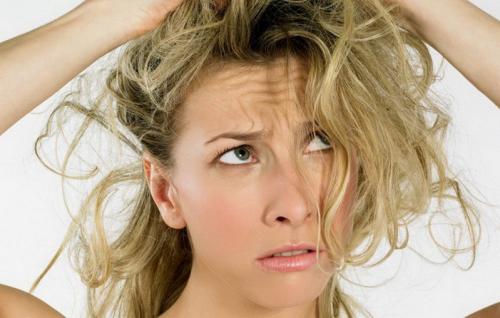 Путаются волосы на затылке. Колтуны и узелки в волосах - приметы к чему путаются