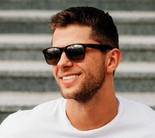 Стрижка под 1 см. Виды мужской стрижки бокс. Плюсы и минусы, технология выполнения 10 Стрижка под 1 см. Виды мужской стрижки бокс. Плюсы и минусы, технология выполнения 10