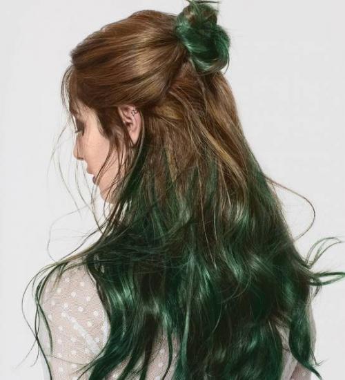 Как покрасить волосы в синий на один день. Преимущества