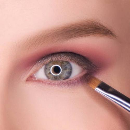 Как сделать макияж глаз. Как сделать красивый макияж глаз?