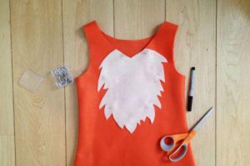 Хвост лисы из мишуры. Карнавальный костюм лисички