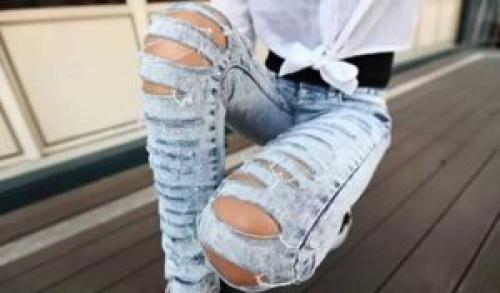 Как стирать джинсы с необработанным краем. Как стирать рваные джинсы в стиральной машине