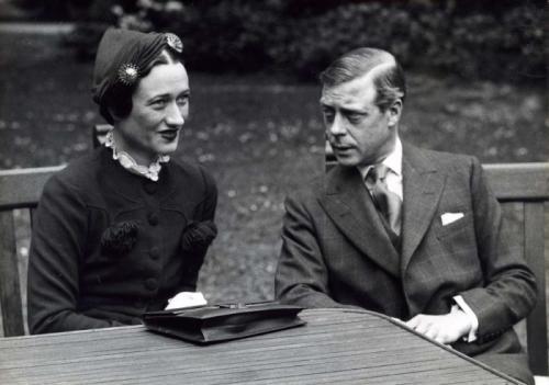 Стоит ли ждать мужчину. Стоит ли ждать своего мужчину: 2-а совета