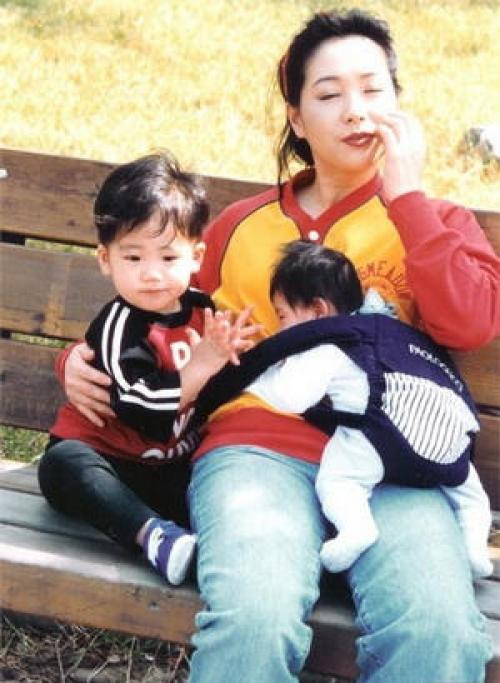 Тренировка айдолов девушек.