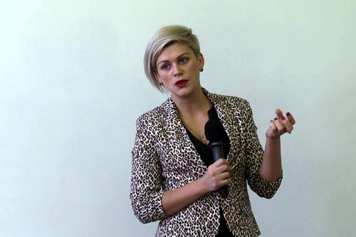 Сабина Пандус стрижка. Сабина Пантус