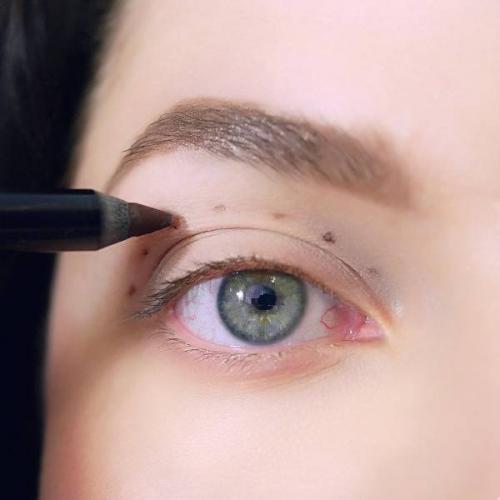 Твигги макияж. Макияж в стиле Твигги: фотоинструкция