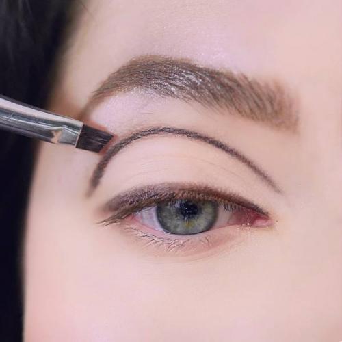 Твигги макияж. Макияж в стиле Твигги: фотоинструкция