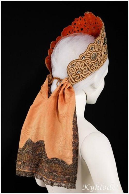 Прическа замужней женщины. Как на Руси отличали девицу от замужней женщины.