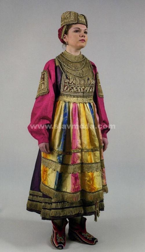 Старинный русский головной убор. Женские и девичьи головные уборы на Руси. Какие женские головные уборы были на Руси и что они обозначали?